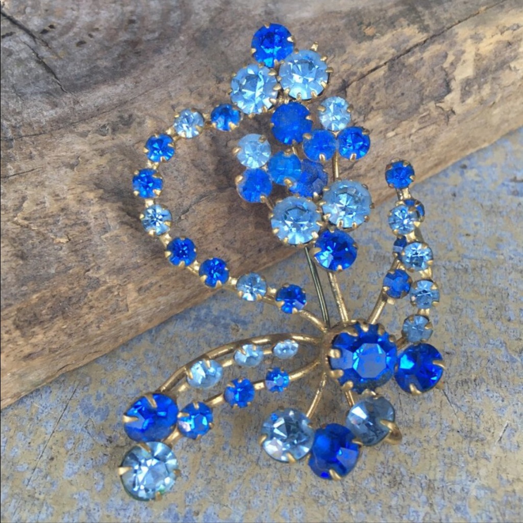 Hpaustrian Crystal Starburst Pin Brooch Blue